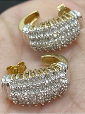 Beautiful Estate 14k Yellow Gold Pave DIAMOND Huggie 1.80 CTW Hoop Earrings!
